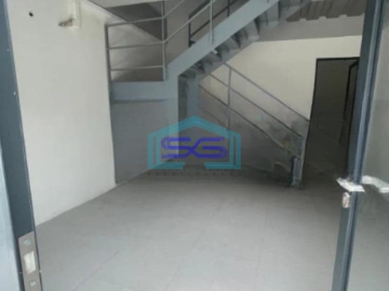 Disewakan Gudang Ada Kantor Luas Bangunan 800 m² Lokasi Benda Tangerang