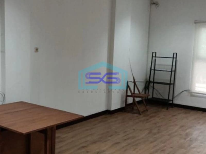Dijual Ruko di di Hasyim Ashari Jakarta Pusat Sudah Renovasi HGB