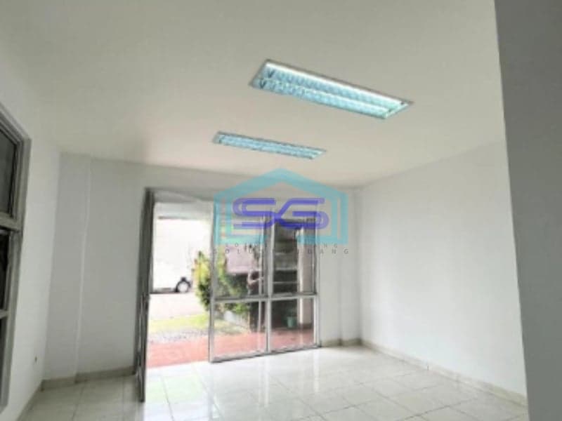 Disewakan Gudang 2 Lantai Luas Tanah 162 m² Lokasi di Legok Tangerang