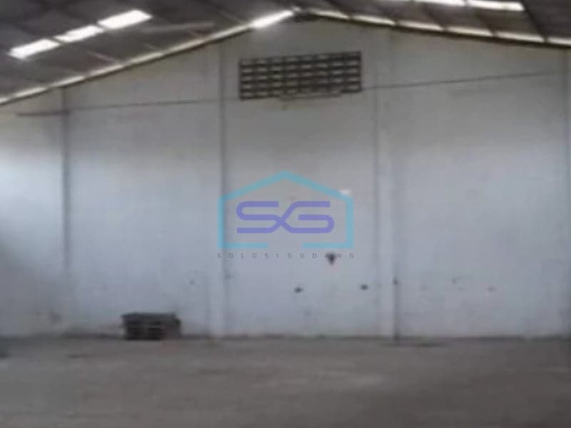 Disewakan Gudang Multifungsi Lokasi Pinggir Jalan di Tangerang LB 1500 m²