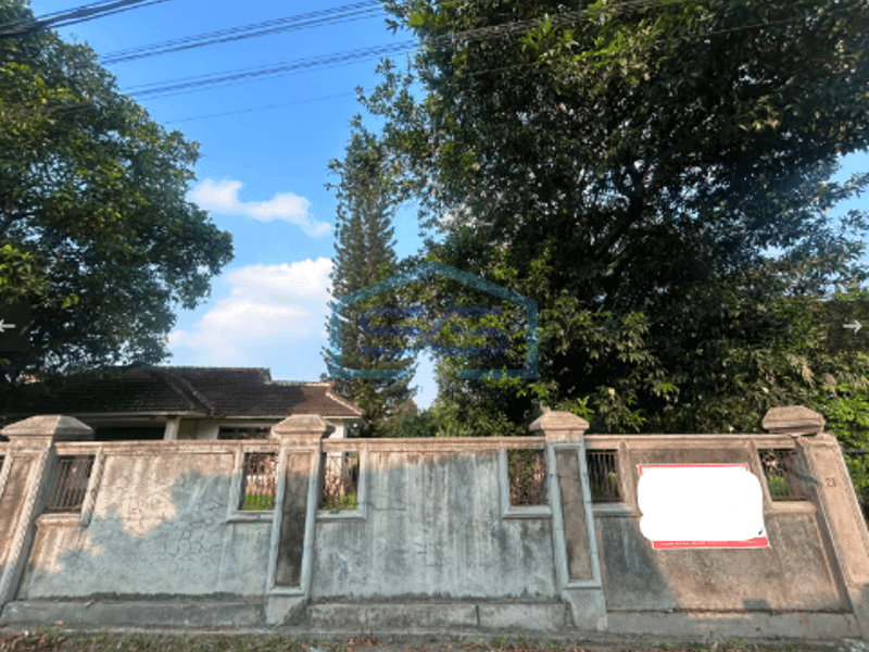 Land with Building for Sale in Bandar Lampung City, Lampung Land Area: 8,532 m²
