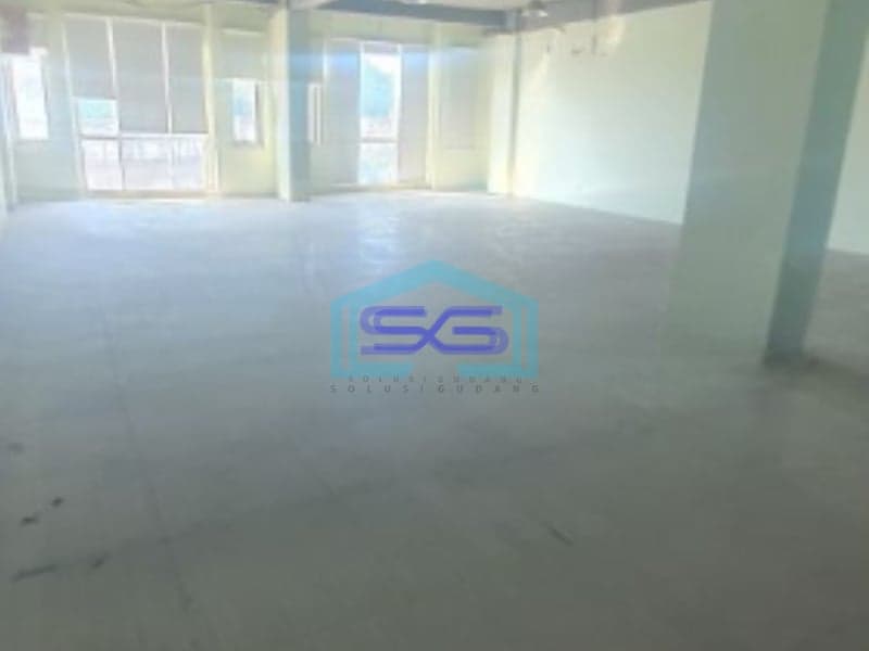 Disewakan Ruko Luas Tanah 144 m² Lokasi di Pluit Jakarta Utara