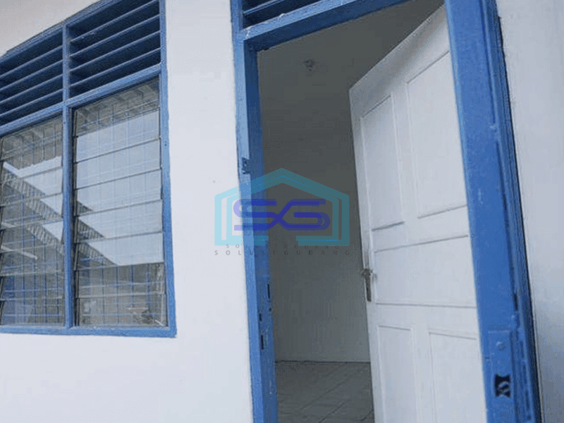 Disewakan gudang siap pakai 580 m2 di  Daan mogot