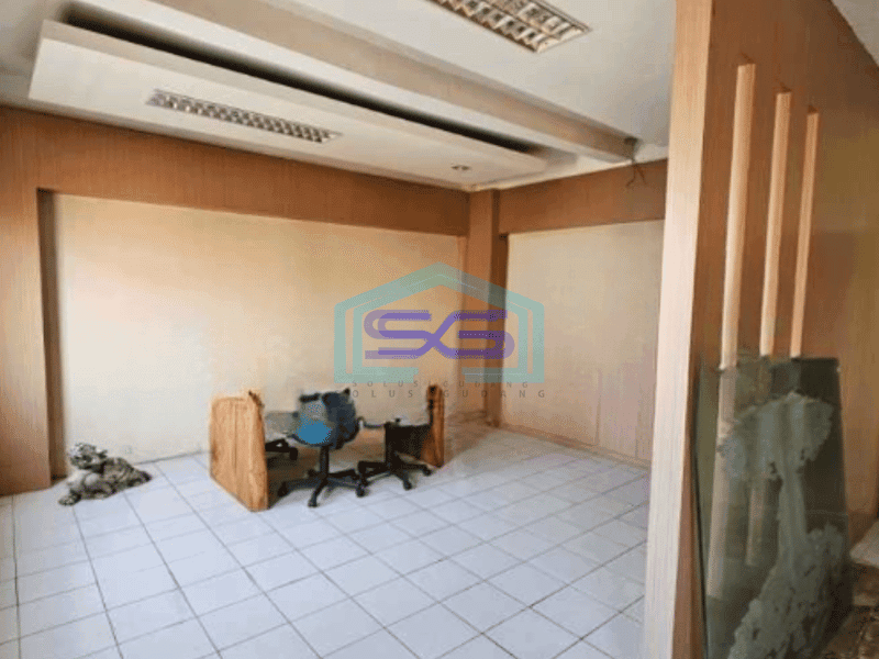 Dijual Gudang Ada Kantor Luas Bangunan  180 m² di Kapuk Kamal Jakarta Barat