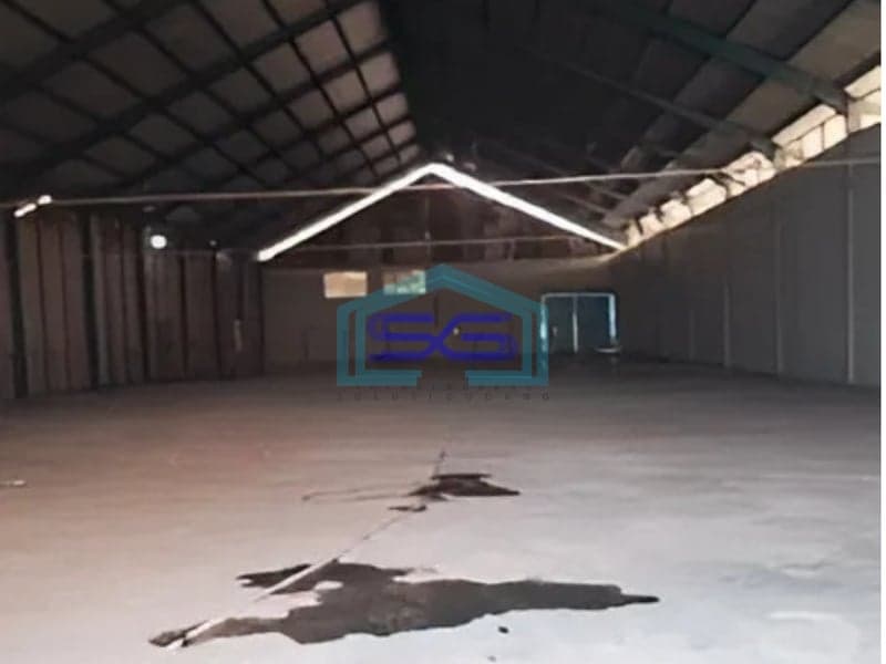 Disewakan Gudang Pinggir Jalan Bisa Masuk Container 40 feet Dekat Toll Citeureup Bogor LT 4000m2