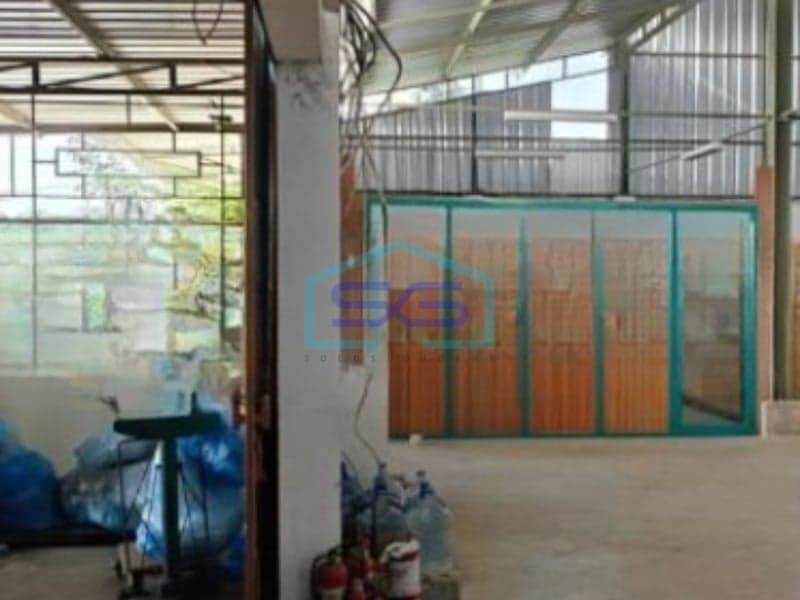 For Sale: Spacious Land 2560 m² in Tangerang Banten