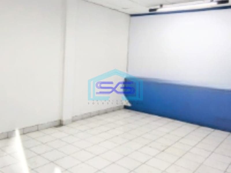 Di Sewakan Ruko 3 1/2 Lantai Di Daerah Komersil Cirende Jakarta Selatan Luas Bangunan  240 m²
