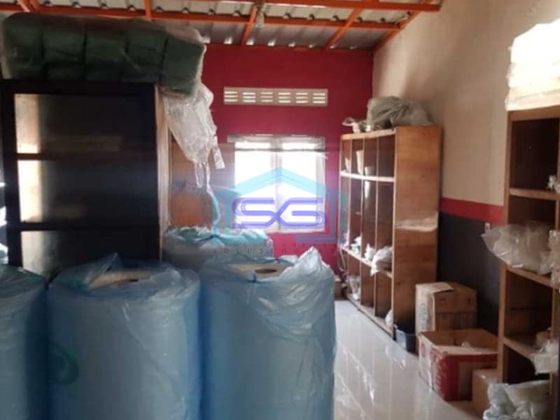 Dijual Ruko Lokasi Strategis Cocok Buat Usaha di Cihanjuang Bandung Luas 388m2