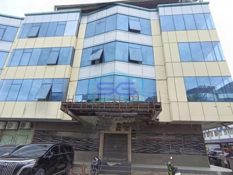 For Sale: 5-Story Corner Shophouse, Strategic Location Kelapa Gading, North Jakarta Land Area 222 m²