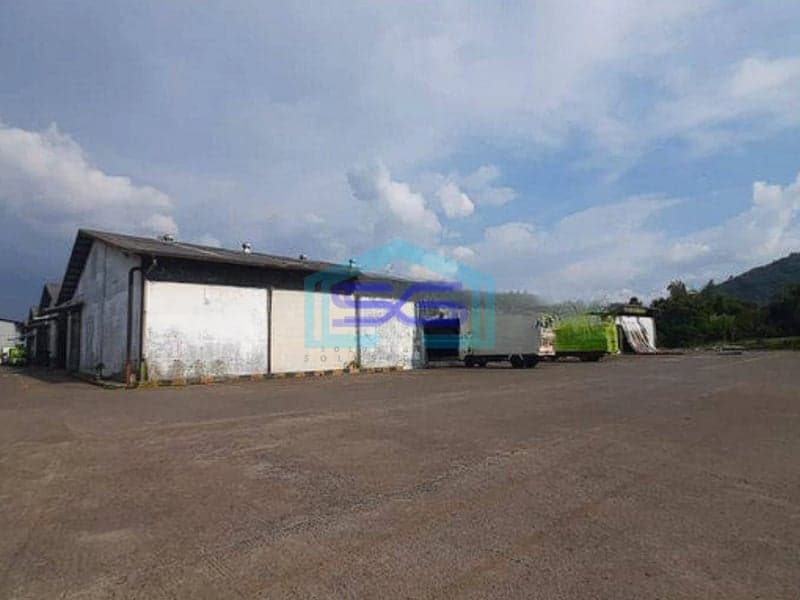 Disewakan Gudang Bagus Siap Pakai Area Cimahi Bandung Barat LT 6000m2 Bebas Banjir