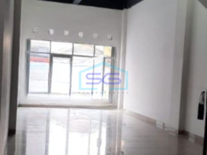 3-Story Shophouse for Rent, Flood-Free, Ready to Occupy in Tangerang Banten