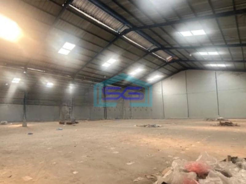 Disewakan Gudang Luas Bangunan 1350 m² Lokasi di Cipondoh Tangerang
