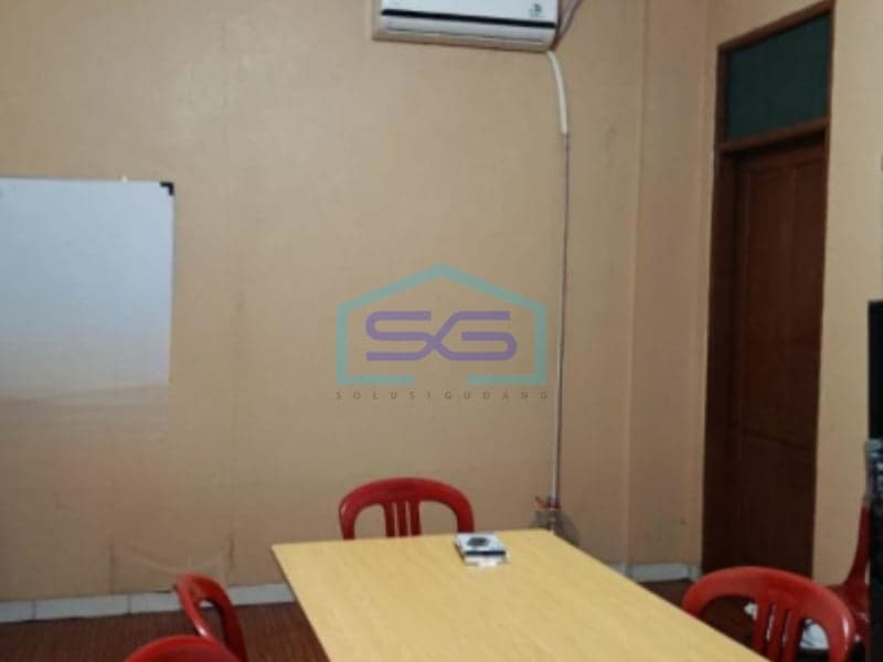 For Sale: Commercial Building 300 sqm, Grogol Jakarta Barat, Freehold Title