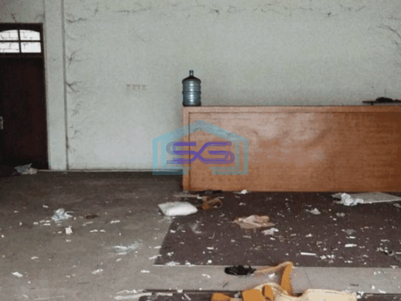 Dijual gedung komersil 3 lantai di Kerobokan Bali