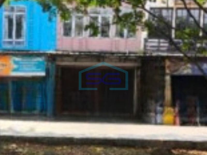 Dijual Ruko Lokasi Strategis Luas Bangunan 150 m² Siap Huni di Depok Jawa Barat
