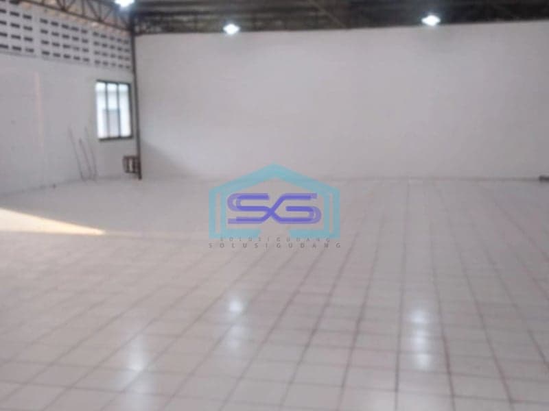 Disewakan Gudang Luas Tanah  1500 m² Lokasi Bebas Banjir di Cipondoh Tangerang