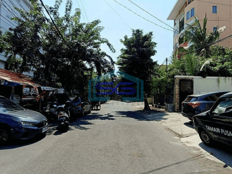 Disewakan Ruko Baru 4 Lantai Parkir Luas Area Panglima Sudirman Surabaya LB 736m2