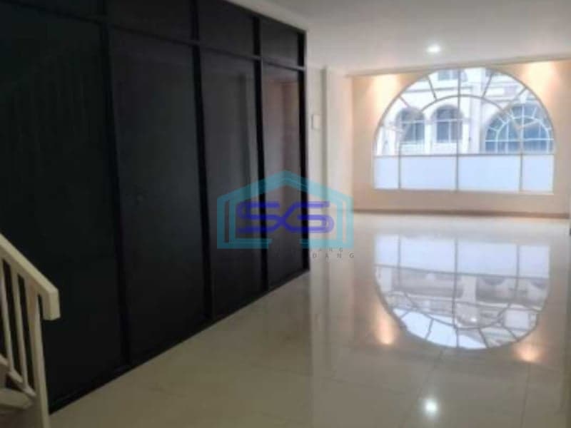 Disewakan Ruko Komersil Siap Huni di Grand Galaxy Bekasi Luas Bangunan 175m2
