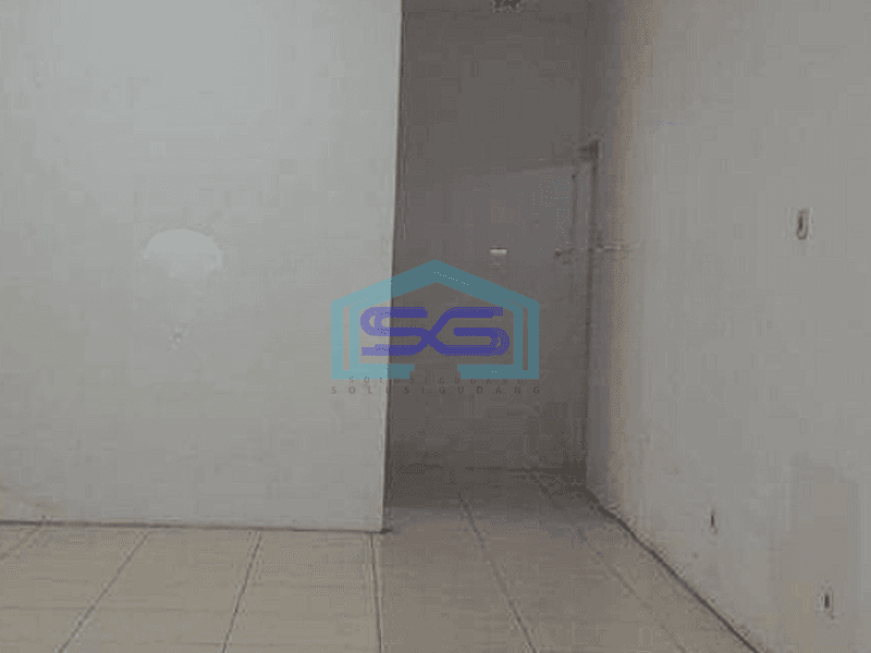 Disewakan gudang bagus 600m2 di Karawaci