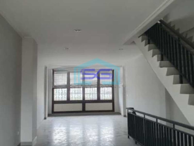 Disewakan Ruko 3 Lantai Lokasi Pantai Indah Kapuk Jakarta Utara