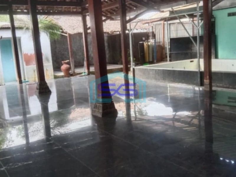 Disewakan Ruang Usaha di Kalasan Sleman Yogyakarta Siap Huni LB 600m2