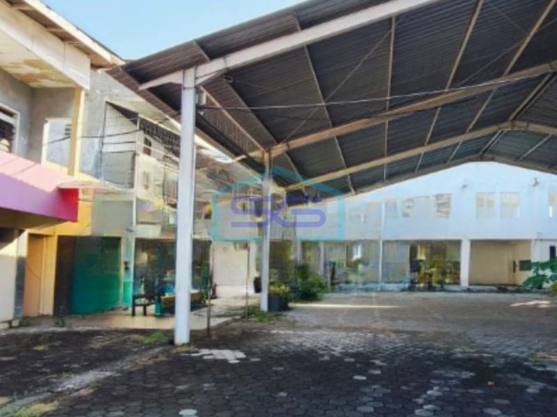 Commercial Space for Sale Land Area 2500 sqm Location in Ngiden Surabaya East Java