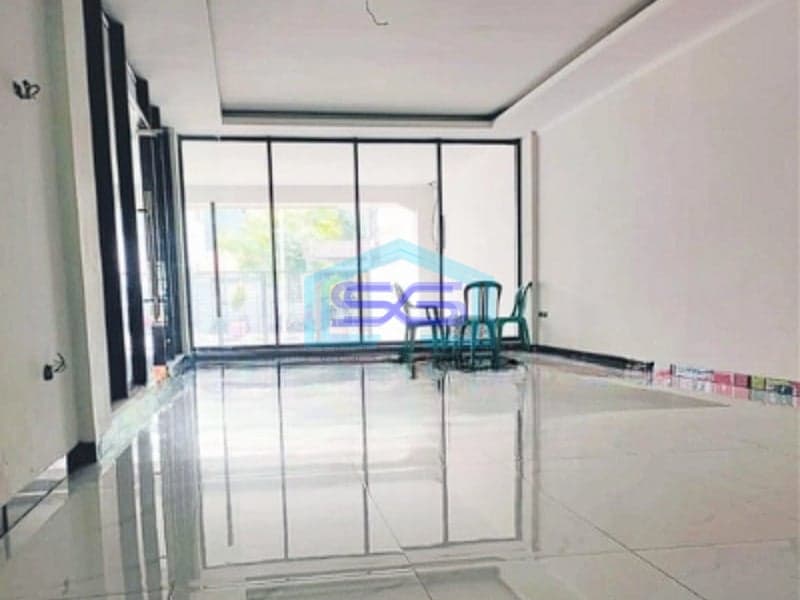 Dijual Kantor Strategis Jatinegara Jakarta Timur Luas Bangunan 1038m2