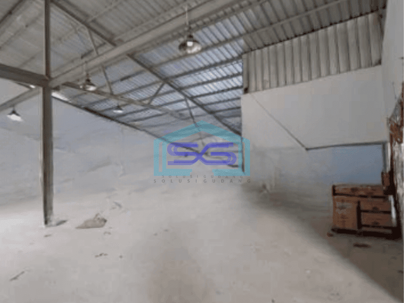 Disewakan Gudang Siap Pakai di Cakung Jakarta Timur Luas Tanah  1300 m²