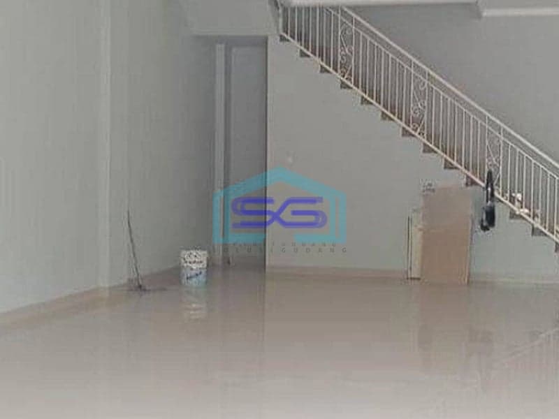 Dijual Ruko Baru 3 Lantai Strategis Jalan Raya Siap Pakai di Bekasi LB 350m2