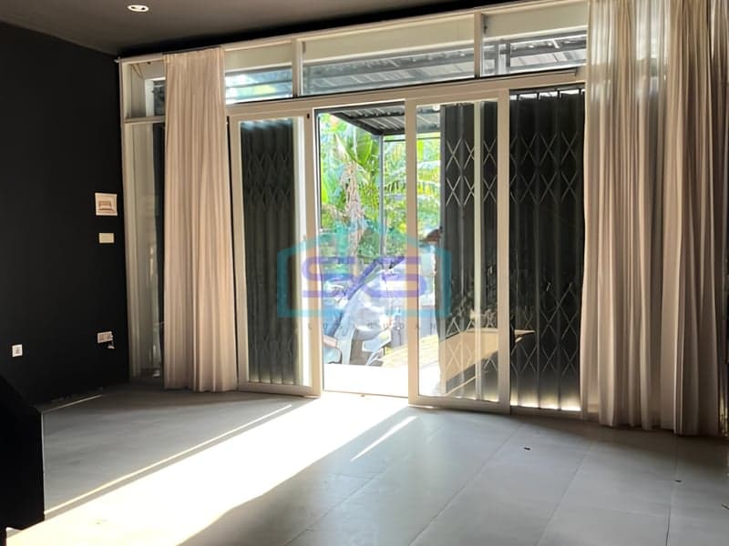 Disewakan Ruko Lantai 2 di Kerobokan Badung Bali Luas Bangunan 40 m²