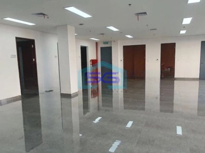 Disewakan Kantor Luas Bangunan  638 m² Lokasi di Pluit Jakarta Utara