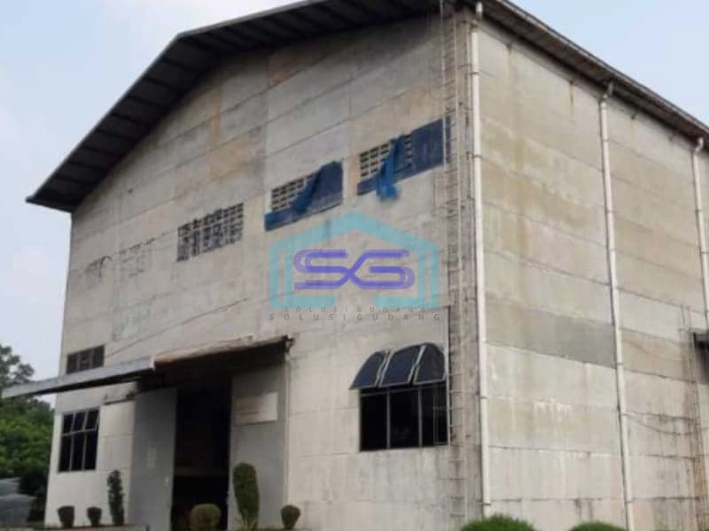 Disewakan Gudang Ada Kantor Luas Bangunan  2451 m² Lokasi Cileungsi Bogor