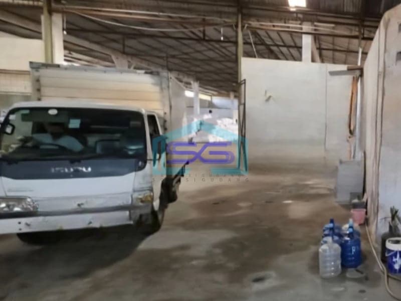 Disewakan Gudang Siap Pakai Luas Bangunan 2000 m² Lokasi Kosambi Tangerang