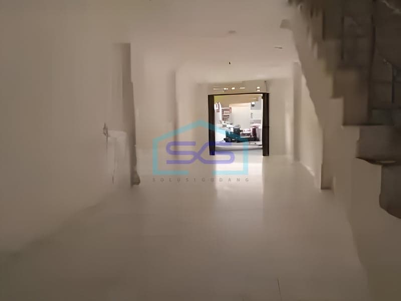 Strategic Shophouse for Sale in Taman Palem West Jakarta Land Area 58 m²