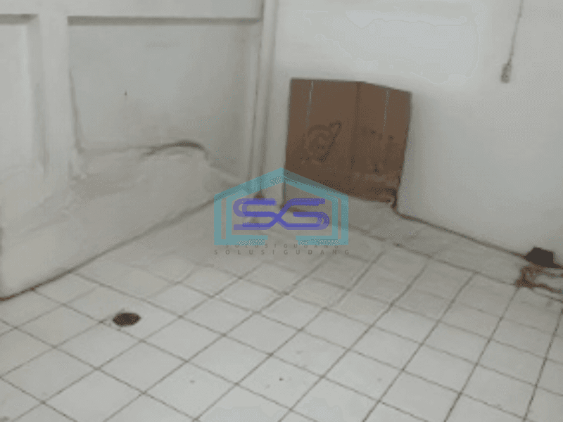 Dijual Cepat Ruko Luas Bangunan  350 m² di Jembatan Tiga Jakarta Utara