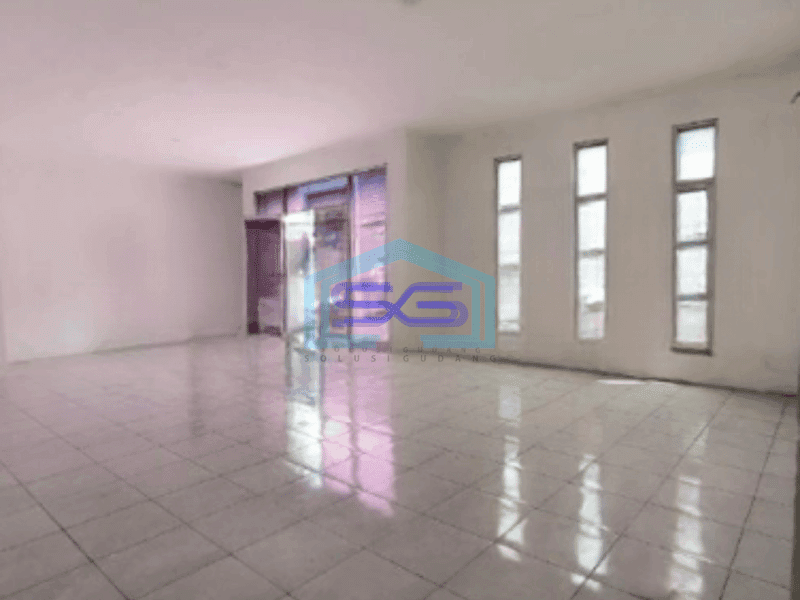 Dijual Gudang Luas Bangunan  650 m² Lokasi Strategis Lokasi Gedangan Sidoarjo