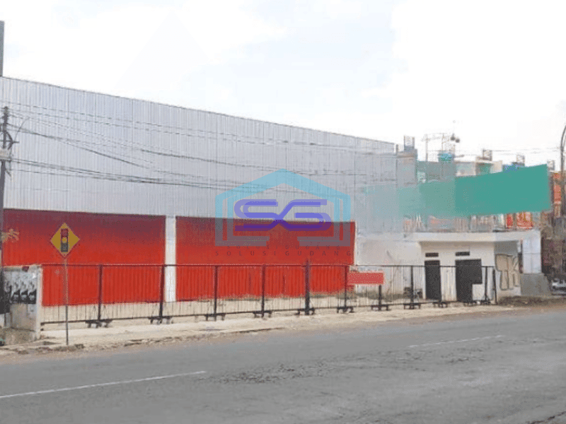 Dijual Cepat Gudang Luas Tanah 704 m² di Blimbing Malang Akses Container
