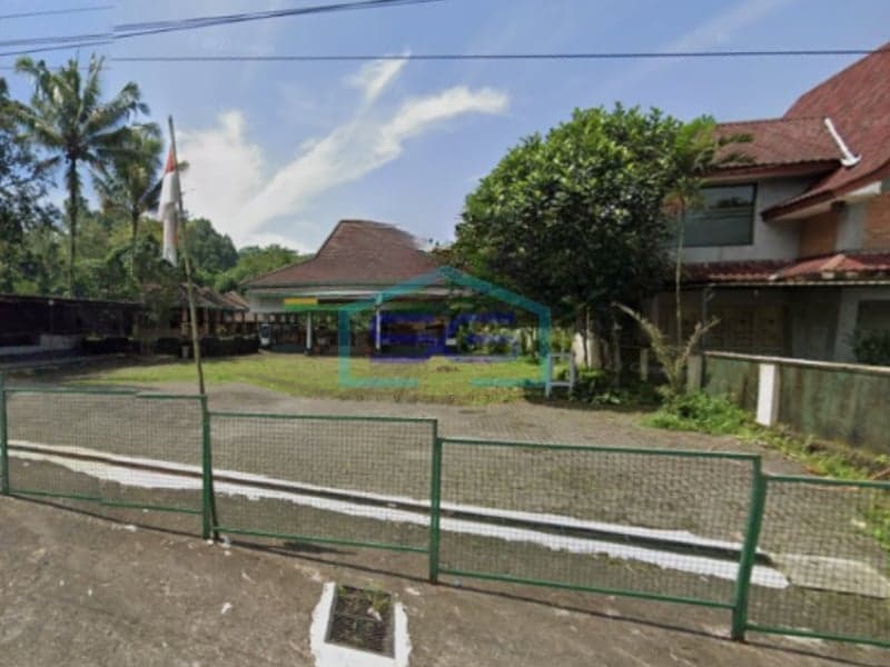 Dijual Tanah dan Bangunan ex Resto di Kawasan Kaliurang,Hargobinangun, Pakem, Sleman Yogyakarta LT 2005m2
