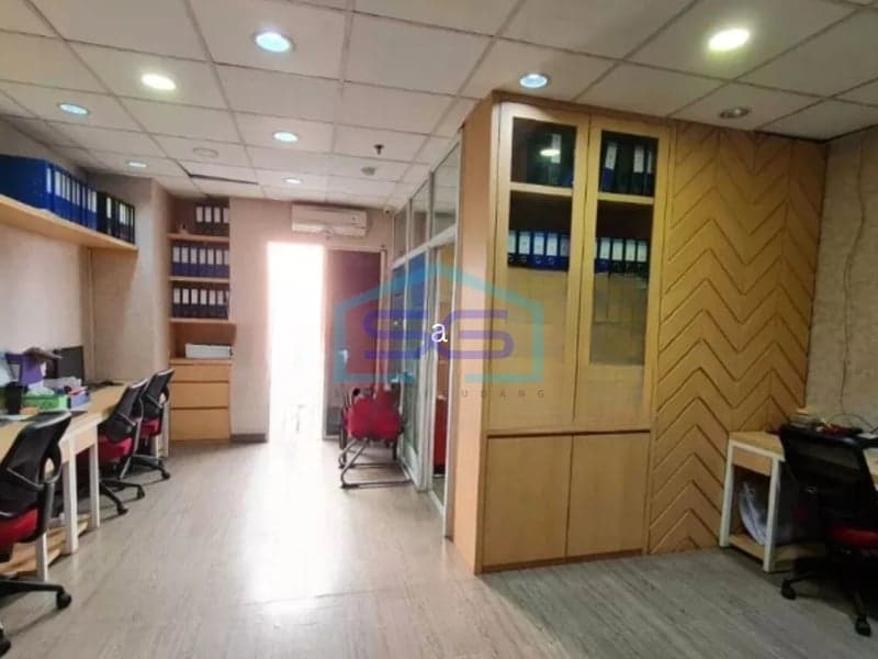 Dijual Ruang Usaha di Tanah Abang, Luas Bangunan 55 m2
