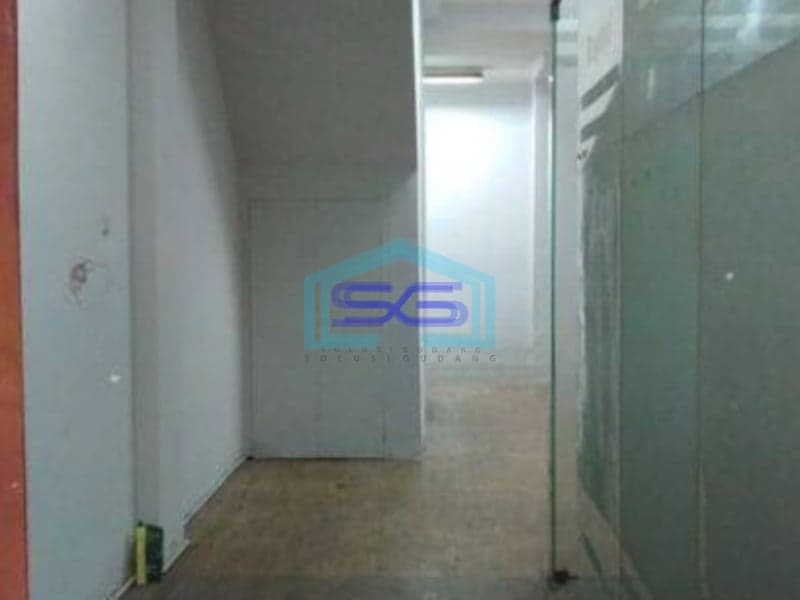 Disewakan Ruko di Mega Grosir Cempaka Mas Jakarta Pusat LB 227m2