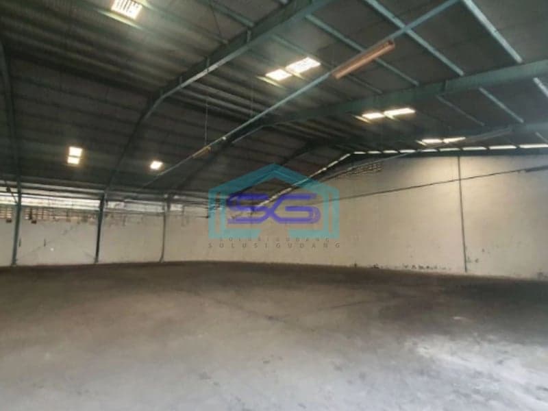 Disewakan Gudang Akses Container Luas Bangunan  1414 m² di Bekasi