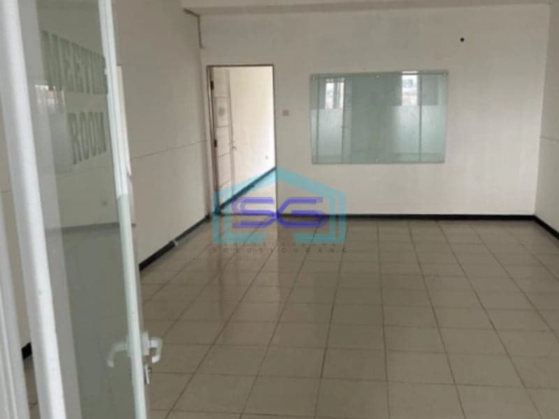 Disewakan Ruko Baru 3 Lantai Siap Pakai di Mainroad Jalan Karapitan Bandung LB 280m2