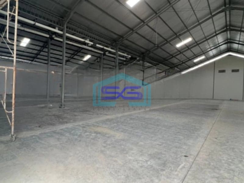 Disewakan Gudang Siap Pakai Luas Bangunan  1360 m² Lokasi Sangat Strategis di Ngaliyan Semarang