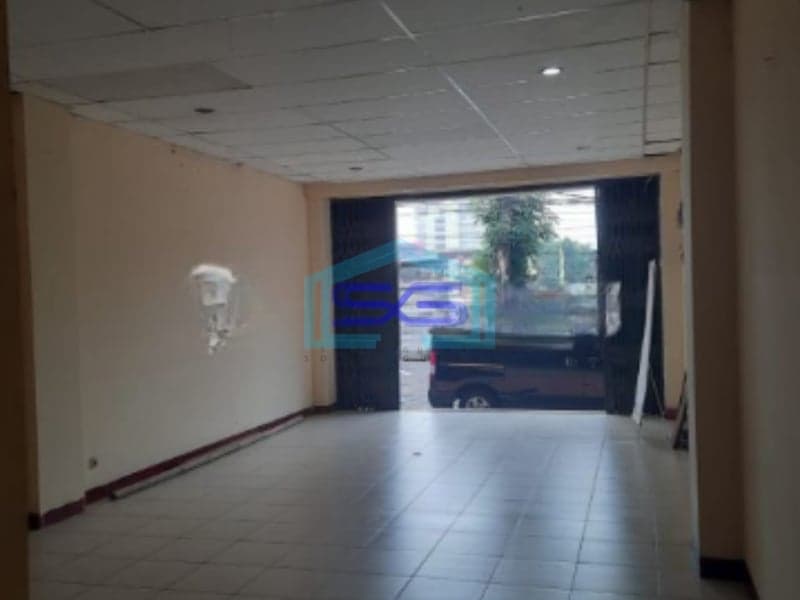 Disewakan Ruko 3 Lantai di Babakan Bogor Luas Bangunan 220m2