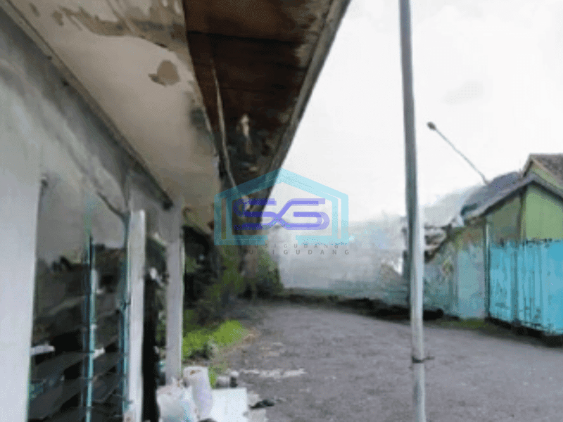 Dijual Gudang Lokasi Strategis Luas Bangunan 1302 m² di Taman Sidoarjo