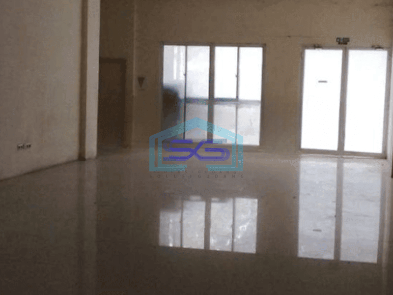 Dijual Cepat Gudang Luas Bangunan 4000 m² di Tangerang