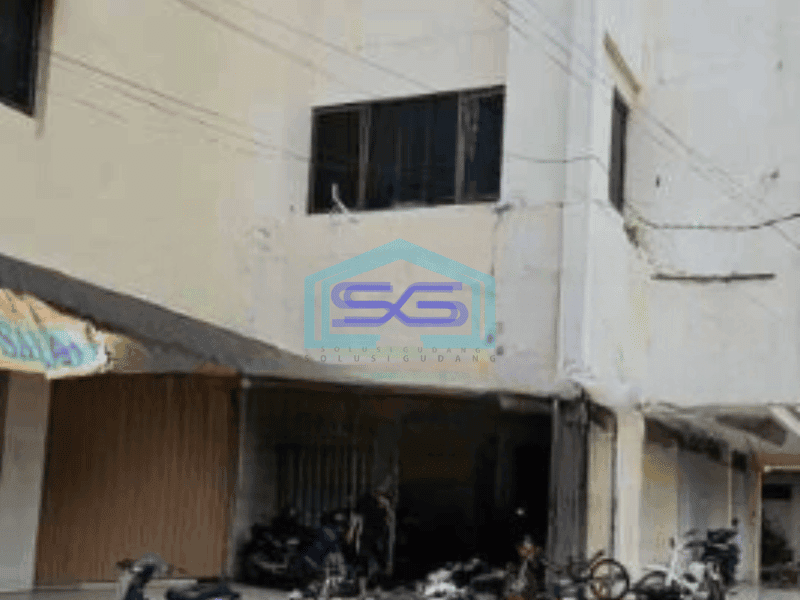 Disewakan Ruko 3 Lantai Luas Tanah 105 m² Lokasi Rungkut Surabaya
