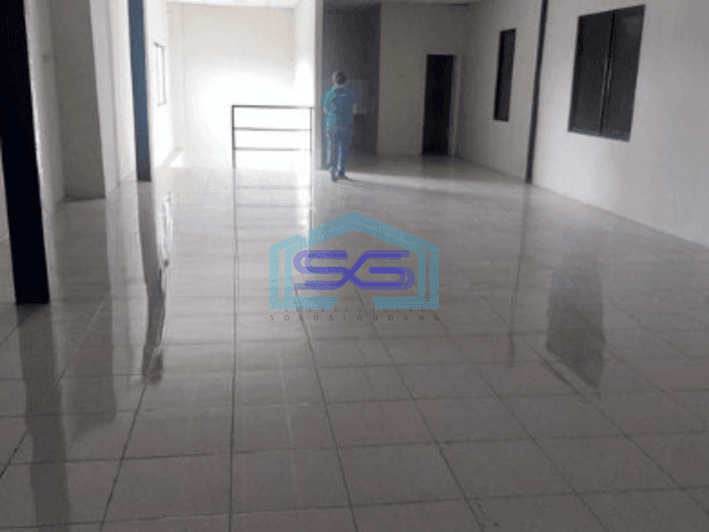 Dijual Gudang Ada Kantor Luas Bangunan  1056 m² Lokasi Strategis di Tarumajaya Bekasi
