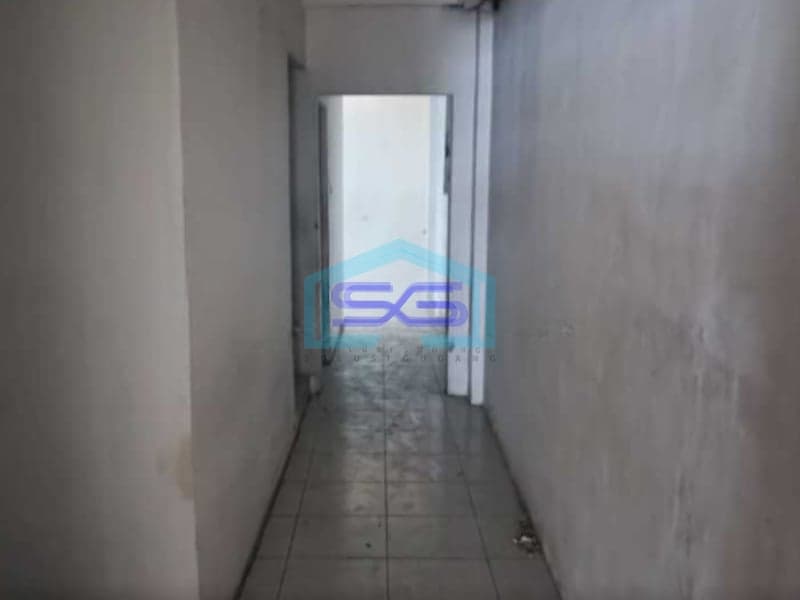 Di Sewakan Ruko 2 Lantai Di Daerah Komersil Ciputat Tangerang Luas Bangunan  200 m²