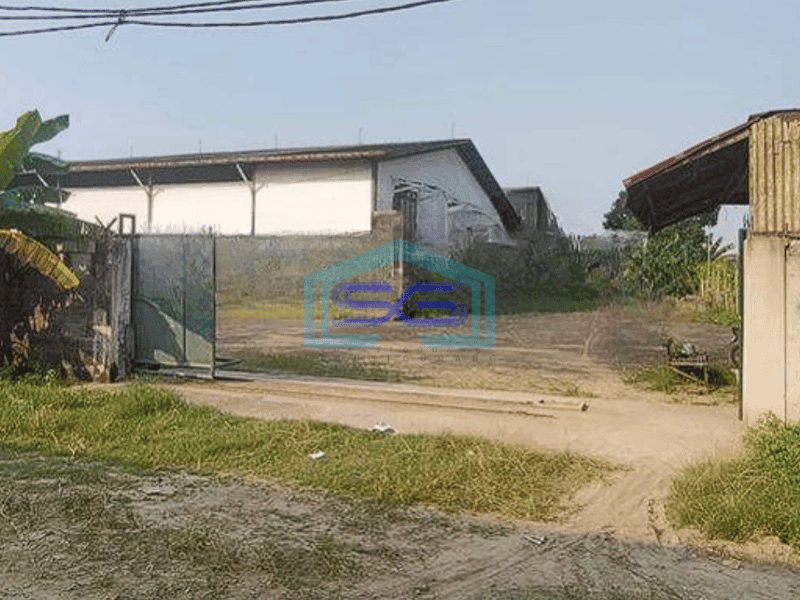 Dijual gudang besar 3000m2 di Pasar Kemis